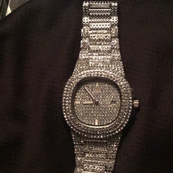 Men watch - Picture 1 of 1